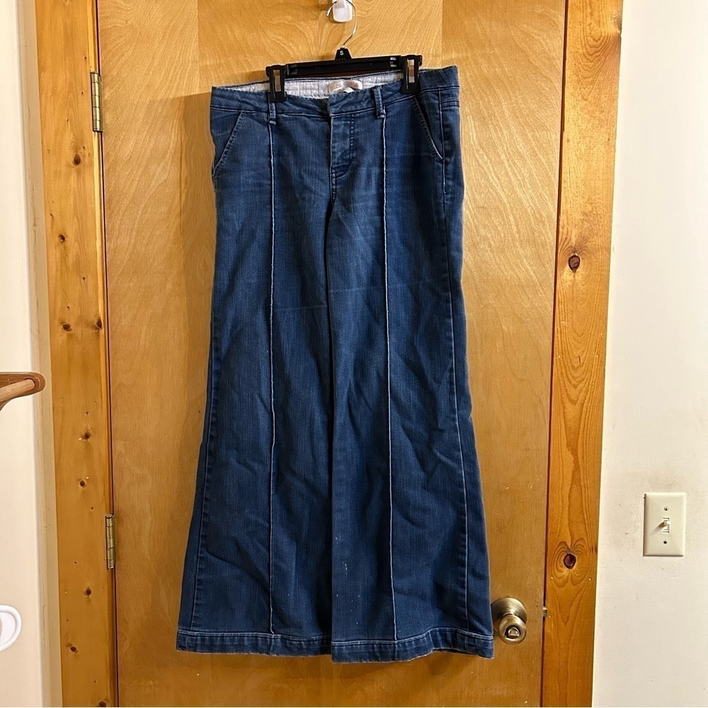 Vintage style wide leg jeans from Bica Cheia 34” waist